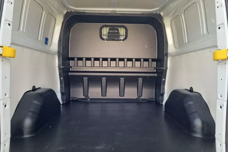 Ford Transit-Custom L2H1 69999zł NETTO Brygadówka 5 osób 2.0TdCi/131KM zdjęcie 10