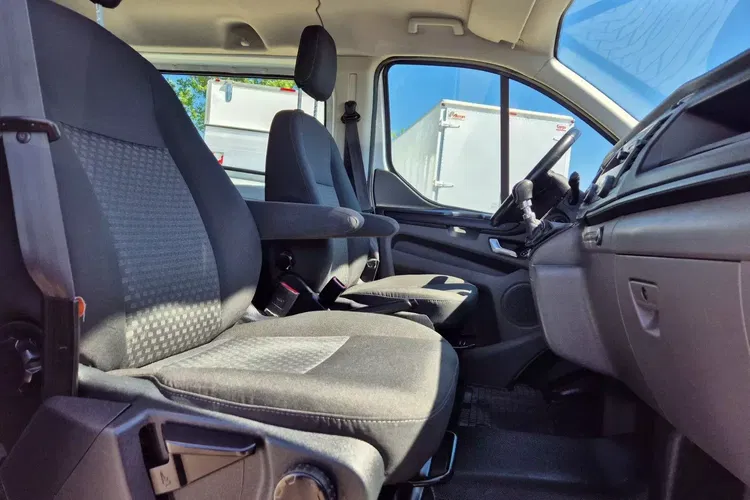 Ford Transit-Custom L2H1 69999zł NETTO Brygadówka 5 osób 2.0TdCi/131KM zdjęcie 22