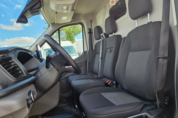 Ford Transit L3H2 64900zł NETTO 2.0 TdCi/170KM zdjęcie 19