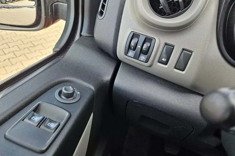Renault Trafic Long 54900zł NETTO 1.6dCi/125KM zdjęcie 18