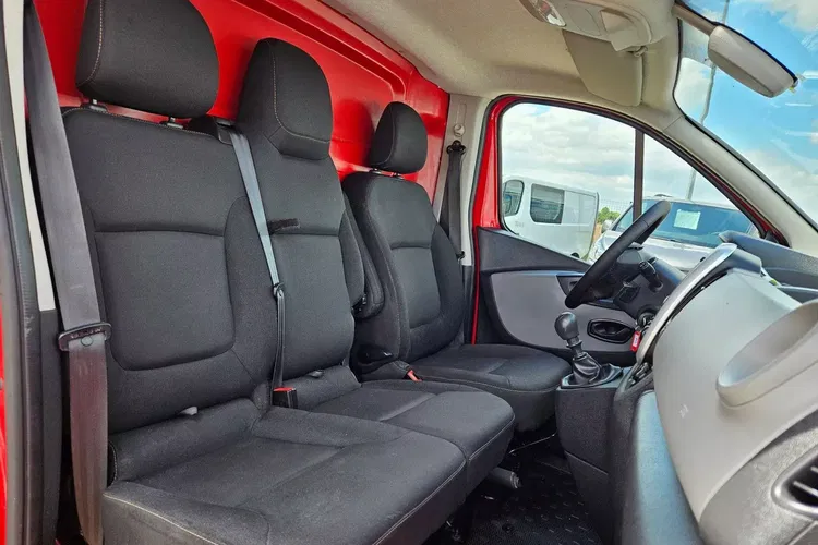 Renault Trafic Long 54900zł NETTO 1.6dCi/125KM zdjęcie 31