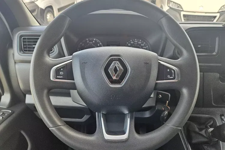 Renault Master L4H3 109999zł NETTO Brygadówka 7 osób 2.3 dCi/165KM zdjęcie 19