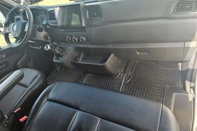 Renault Master L4H3 109999zł NETTO Brygadówka 7 osób 2.3 dCi/165KM zdjęcie 26