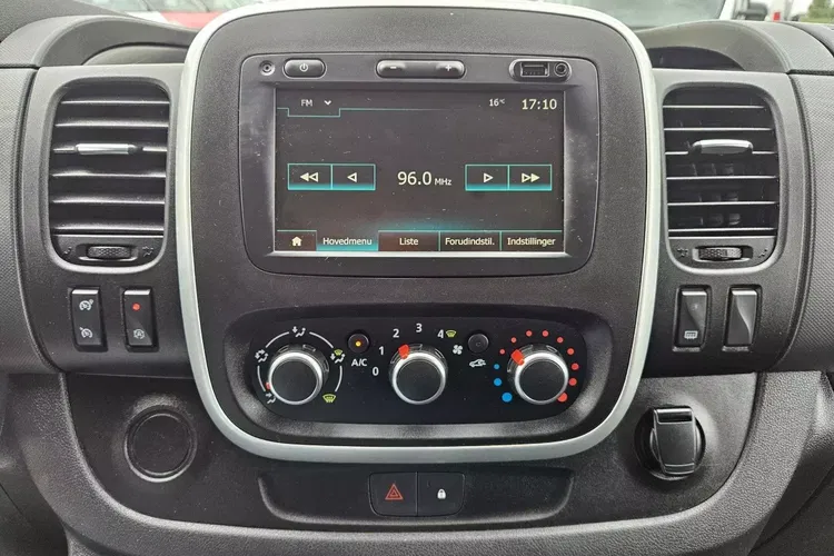 Renault Trafic L2H1 74999zł NETTO 2.0dCi/145KM zdjęcie 29