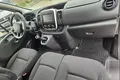 samochód dostawczy Renault zdjęcie 35