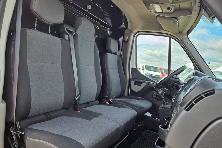 Renault Master L4H3 Winda 500kg 64999zł NETTO 2.3dCi/163KM zdjęcie 28