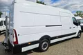 samochód dostawczy Renault zdjęcie 9
