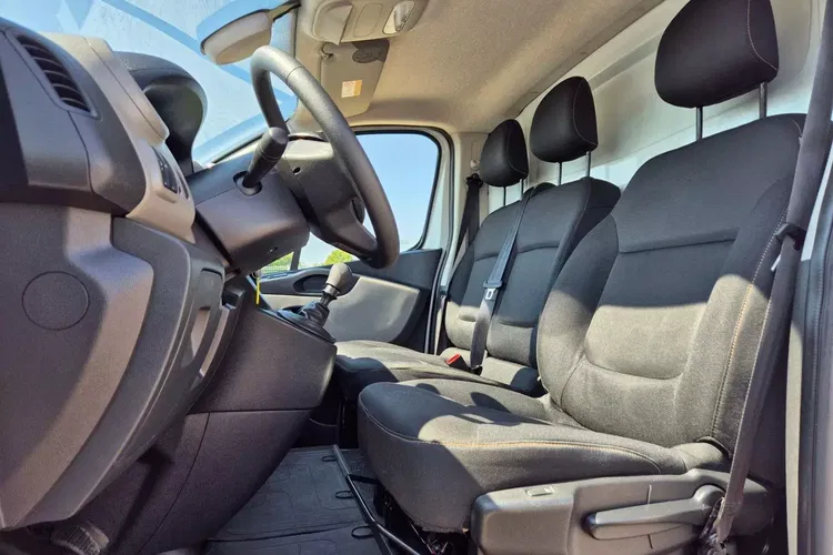 Renault Trafic Long 44999zł NETTO 1.6dCi/125KM zdjęcie 14