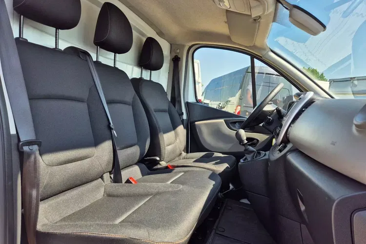 Renault Trafic Long 44999zł NETTO 1.6dCi/125KM zdjęcie 25