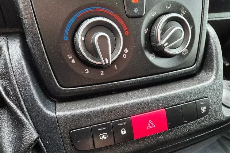 Peugeot boxer L4H3 74999zł NETTO 2.2HDi/140KM zdjęcie 23