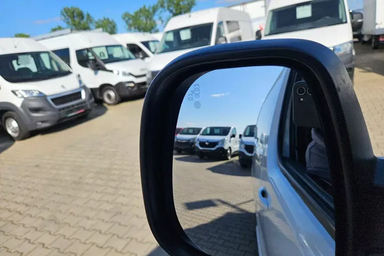 Opel Vivaro Long 69999zł NETTO 2.0 CDTi/177KM zdjęcie 16