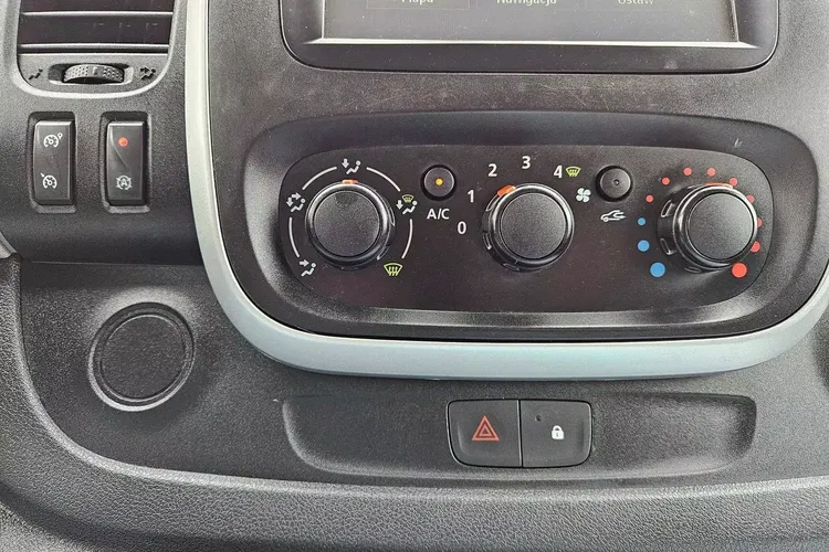 Renault Trafic L2H2 49999zł Netto 1.6 dCi/125KM zdjęcie 25