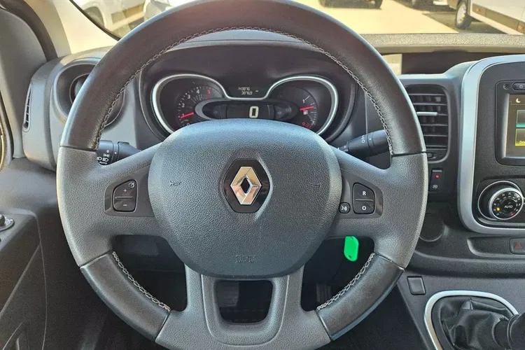 Renault Trafic L2H1 79900zł NETTO Brygadówka 6 osób 2.0dCi/120KM zdjęcie 24