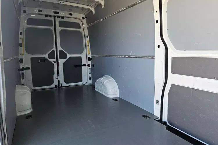 Volkswagen Crafter L3H2 104999zł NETTO 2.0TDi/140KM zdjęcie 18