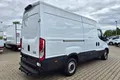 samochód dostawczy Iveco zdjęcie 8