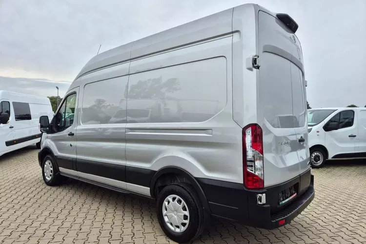 Ford transit Lift L3H3 69999zł NETTO 2.0TdCi/131KM zdjęcie 9