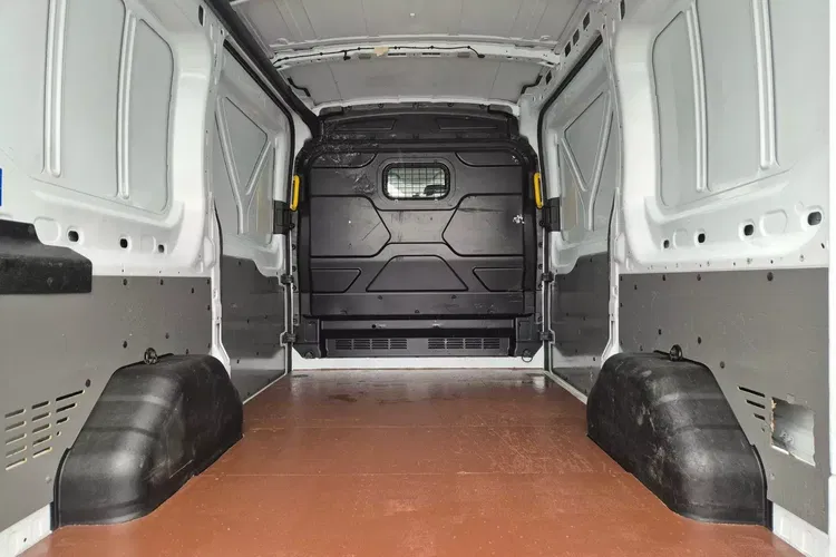 Ford transit L2H2 49999zł NETTO 2.0 TdCi/170KM Automat zdjęcie 12