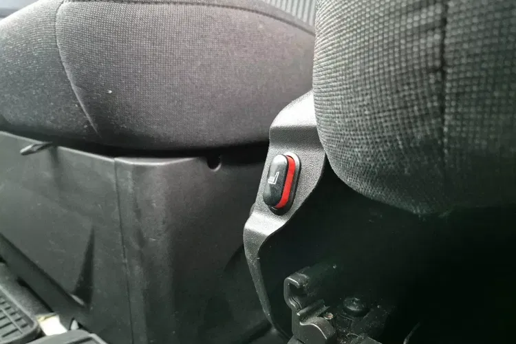 Ford transit L2H2 49999zł NETTO 2.0 TdCi/170KM Automat zdjęcie 16