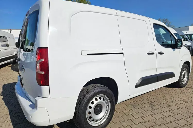 Opel Combo zdjęcie 9