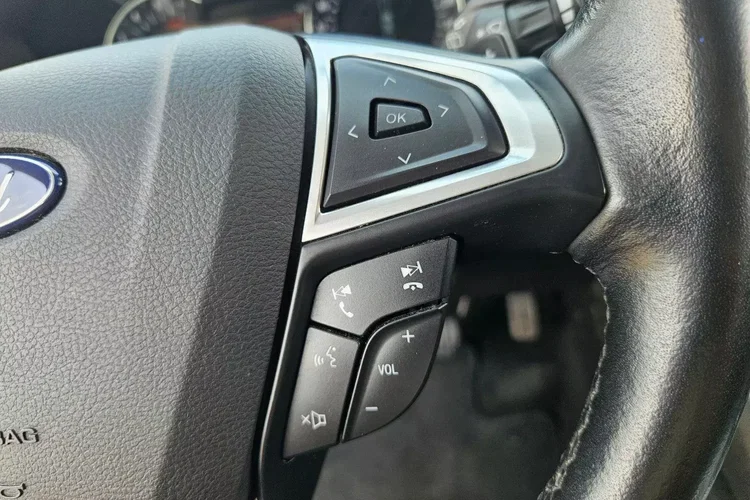 Ford mondeo zdjęcie 21