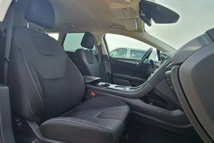 Ford mondeo zdjęcie 29