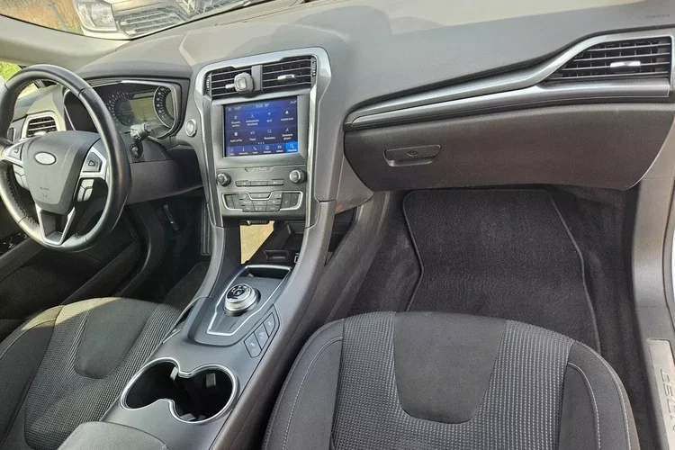 Ford mondeo zdjęcie 30