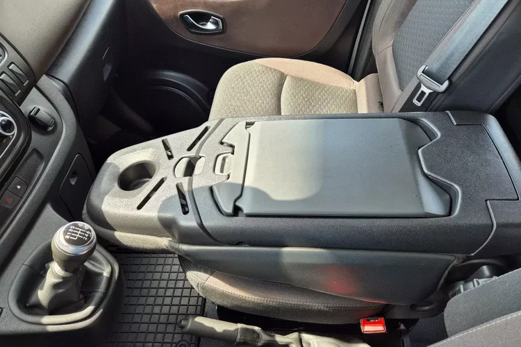 Fiat Talento Long 84900zł NETTO Brygadówka 6 osób 2.0 mJET/120KM zdjęcie 24