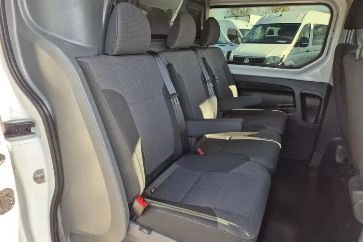Opel Vivaro Long 62999zł Netto Brygadówka 6 osób 1.6CDTi/125KM zdjęcie 23