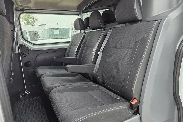 Renault Trafic Long 69900zł NETTO Brygadówka 6 osób 1.6 dCi/125KM zdjęcie 31