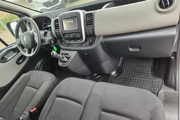 Renault Trafic Long 69900zł NETTO Brygadówka 6 osób 1.6 dCi/125KM zdjęcie 32