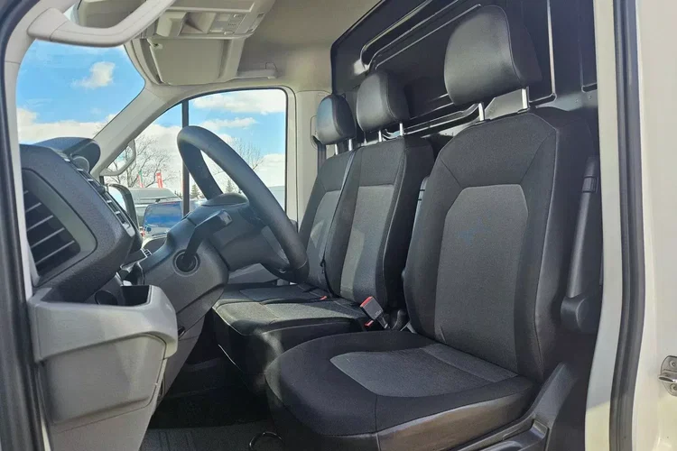 Volkswagen Crafter L4H3 94999zł NETTO 2.0 TDi/140KM zdjęcie 19