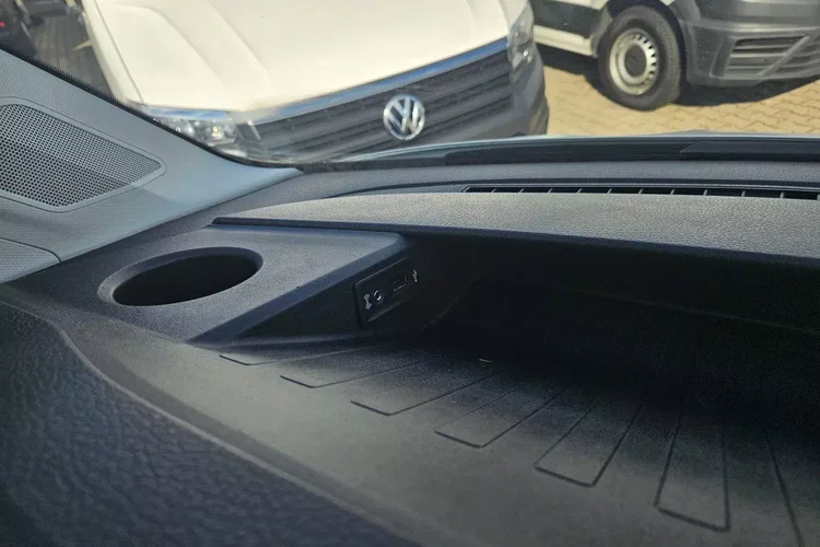 Volkswagen Crafter L4H3 94999zł NETTO 2.0 TDi/140KM zdjęcie 22