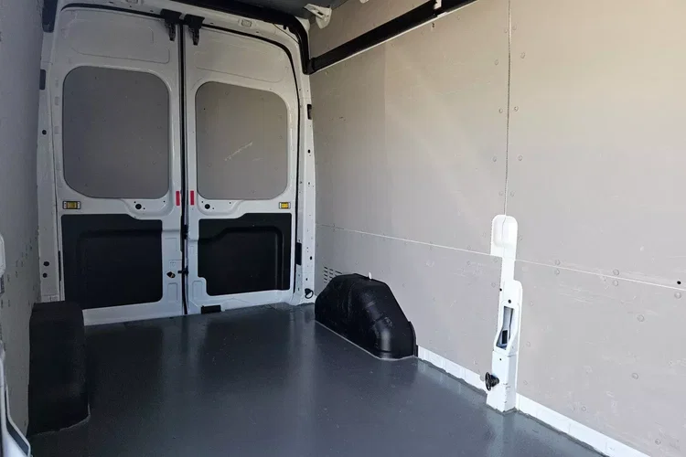 Ford transit L3H3 54999zł NETTO 2.0TdCi/170KM zdjęcie 17