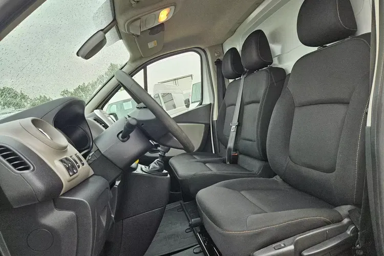 Renault Trafic L2H2 54999zł NETTO 1.6dCi/125KM zdjęcie 16