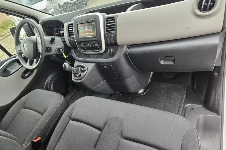 Renault Trafic L2H2 54999zł NETTO 1.6dCi/125KM zdjęcie 26