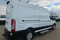 samochód dostawczy Ford zdjęcie 9