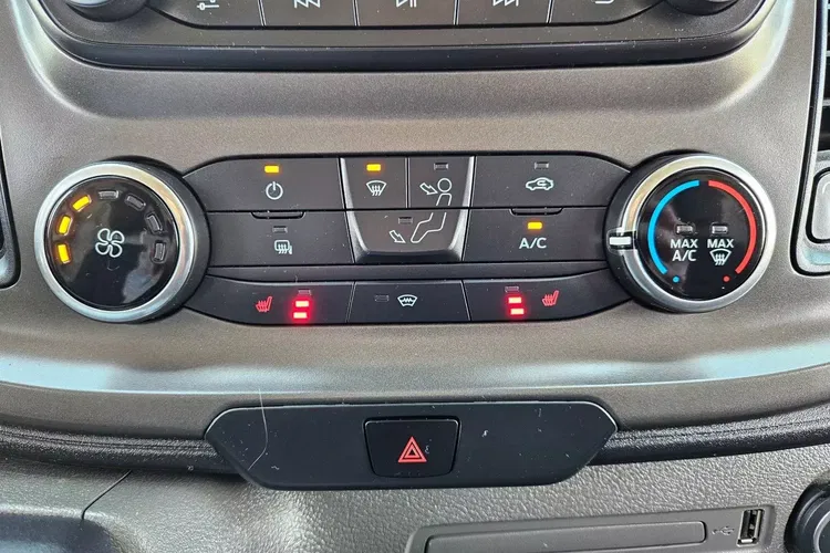 Ford transit-custom L2H2 64999zł NETTO 2.0TdCi/131KM zdjęcie 33