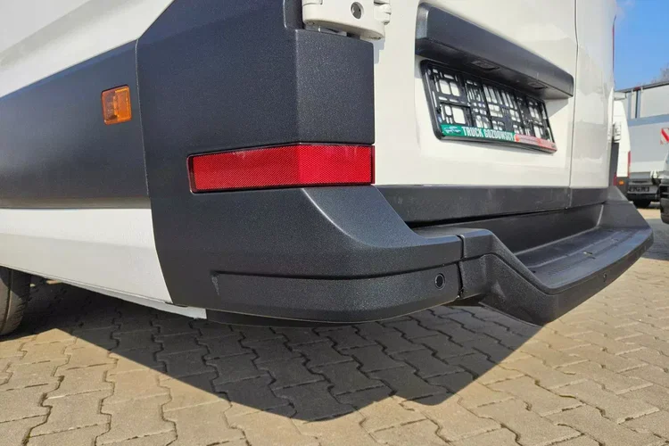 Volkswagen Crafter L4H3 99999zł NETTO 2.0TDI/140KM zdjęcie 12