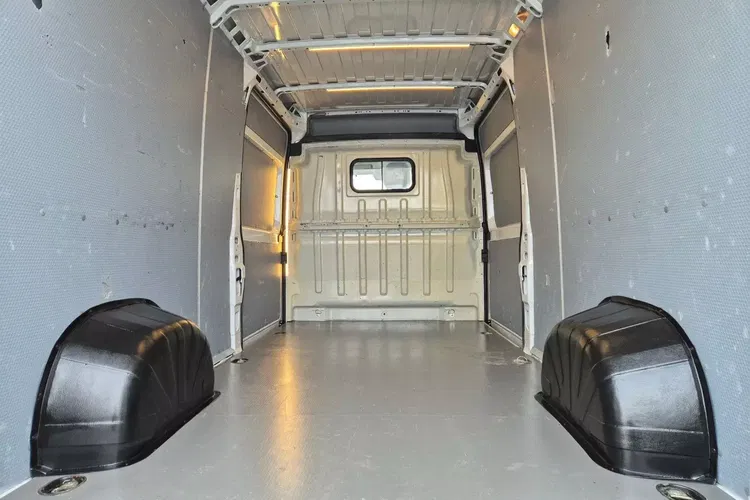 Peugeot boxer L3H2 74999zł NETTO 2.2HDi/165KM zdjęcie 18