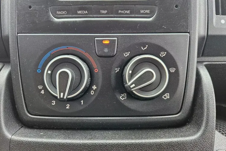 Peugeot boxer L3H2 74999zł NETTO 2.2HDi/165KM zdjęcie 31