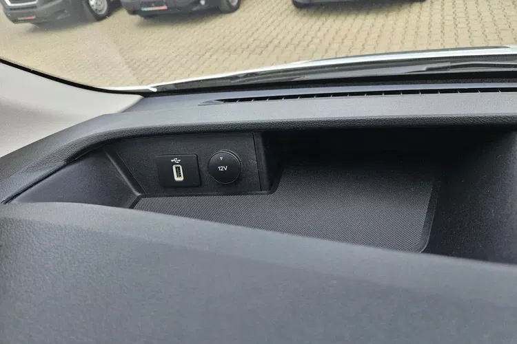 Ford transit Skrzynia 64900zł NETTO 2.0TdCi/170KM zdjęcie 17