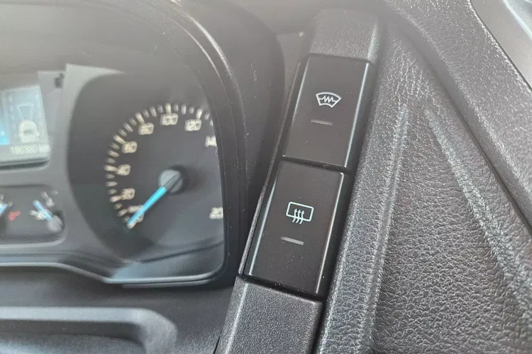Ford transit L2H2 54999zł NETTO 2.0 TdCi/131KM zdjęcie 32