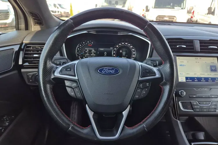 Ford mondeo zdjęcie 20