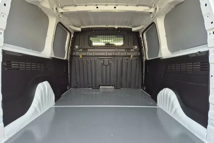 Citroen Berlingo Long 49999zł NETTO 1, 5HDi/102KM zdjęcie 15