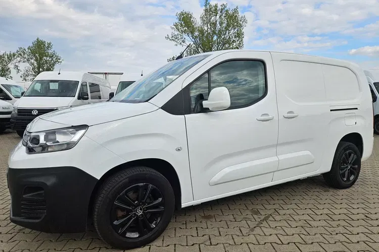 Citroen Berlingo Long 49999zł NETTO 1, 5HDi/102KM zdjęcie 4