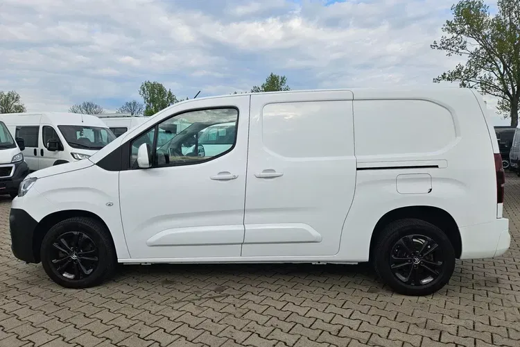 Citroen Berlingo Long 49999zł NETTO 1, 5HDi/102KM zdjęcie 8