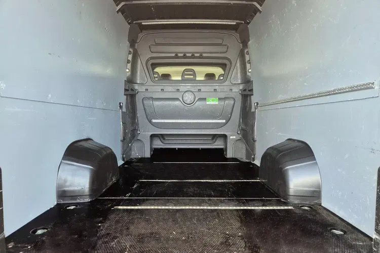 Peugeot boxer L4H2 87999zł NETTO Brygadówka 5 osób 2.2HDi/165KM zdjęcie 15