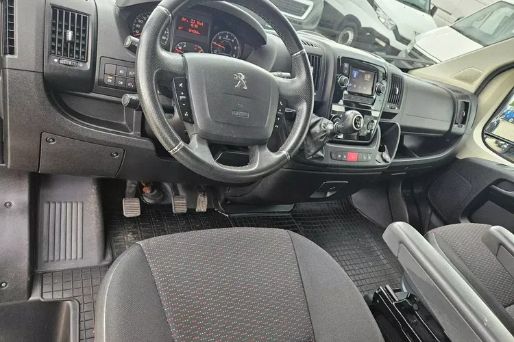 Peugeot boxer L4H2 87999zł NETTO Brygadówka 5 osób 2.2HDi/165KM zdjęcie 20