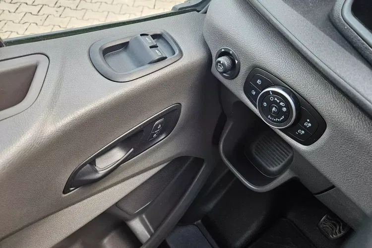 Ford transit L3H2 Lift 64900zł NETTO 2.0TdCi/170KM zdjęcie 22