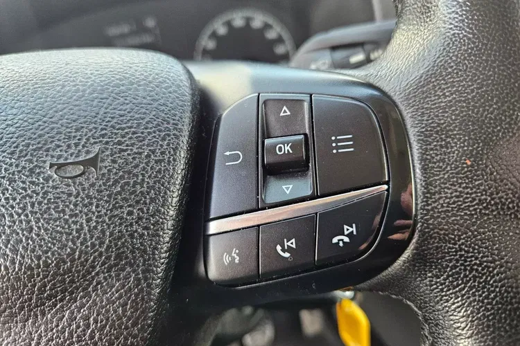 Ford transit-custom L2H1 49900zł NETTO 2.0TdCi/170KM zdjęcie 30